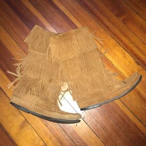 Minnetonka Moccasin Boot